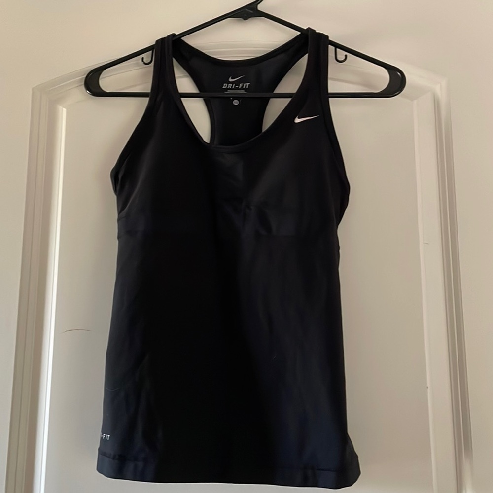 Nike workout top